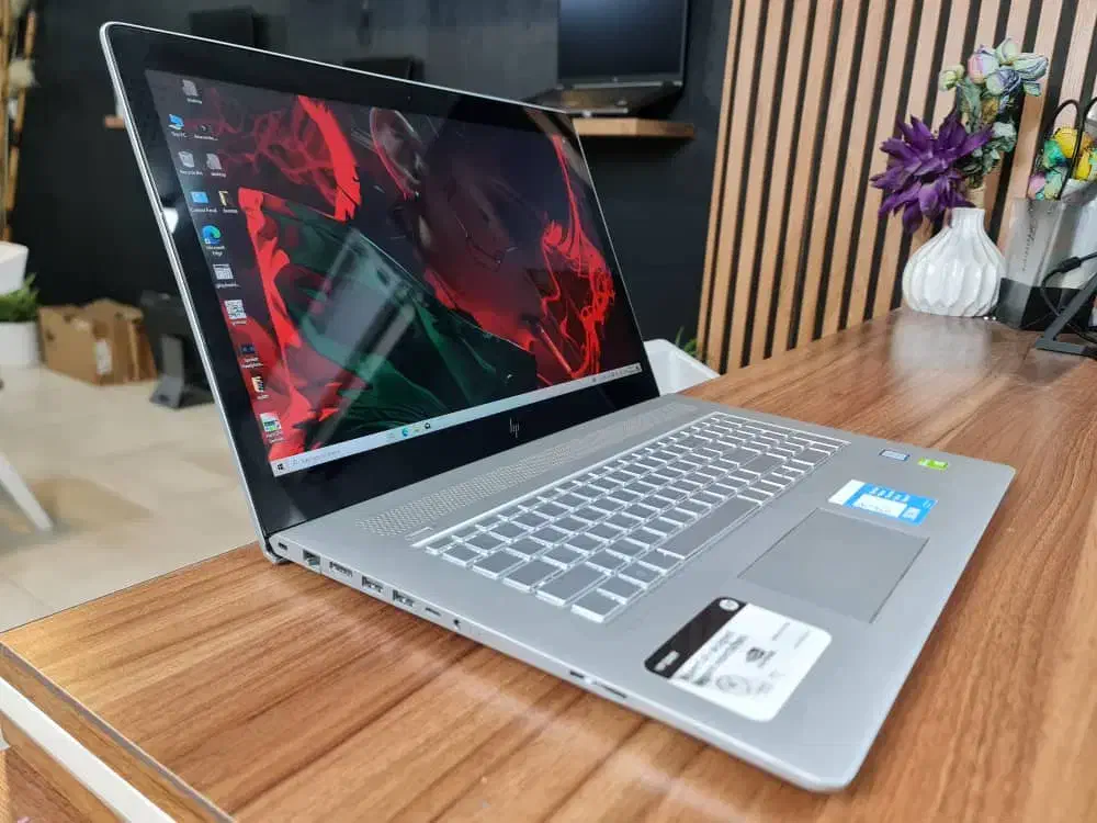 لپتاپ قدرتمند hp با ۴گیگ گرافیک core i7 ram32G|رایانه همراه|شیراز, فرگاز|دیوار