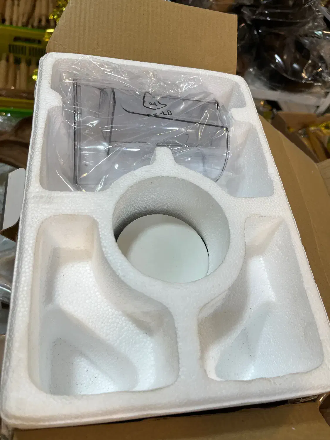 اب میوه گیری نو و اکبند|آبمیوه‌گیر و آب‌مرکبات‌گیر|اصفهان, شهرستان|دیوار