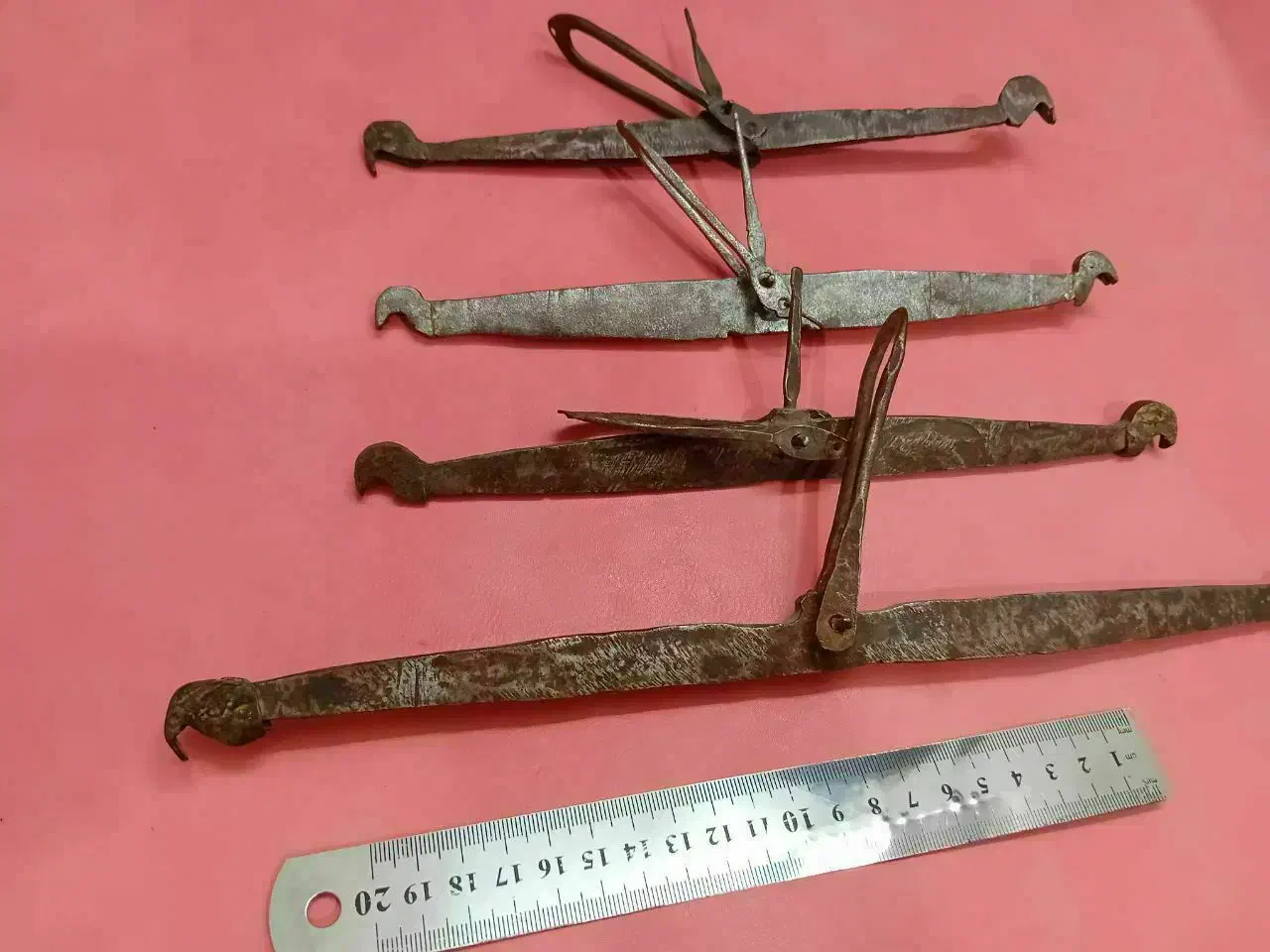 لوازمات قدیمی|کلکسیون اشیاء عتیقه|قم, شهدا|دیوار