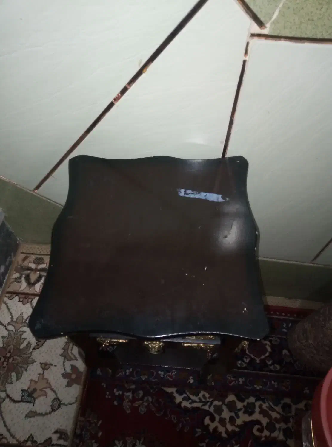 میزتلفن|میز تلفن|قم, نیروگاه|دیوار