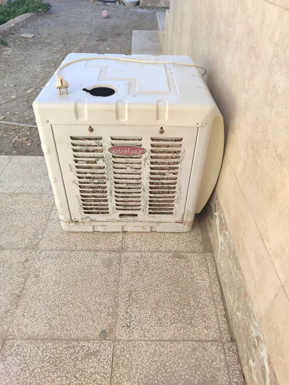 کولر آبی|کولر آبی|کاخک, |دیوار