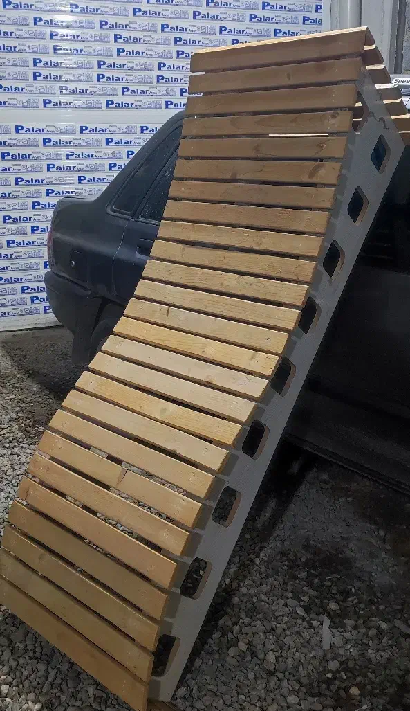 تخت لب استخر|تخت و سرویس خواب|همدان, |دیوار