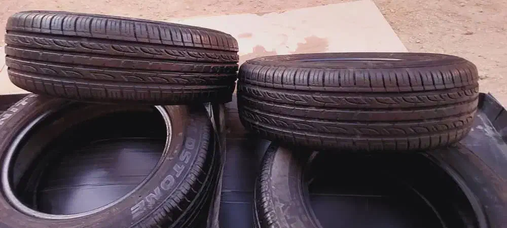 با سلام لاستیک پژو ۷۰در صد|قطعات یدکی و لوازم جانبی|مرودشت, ژیان|دیوار