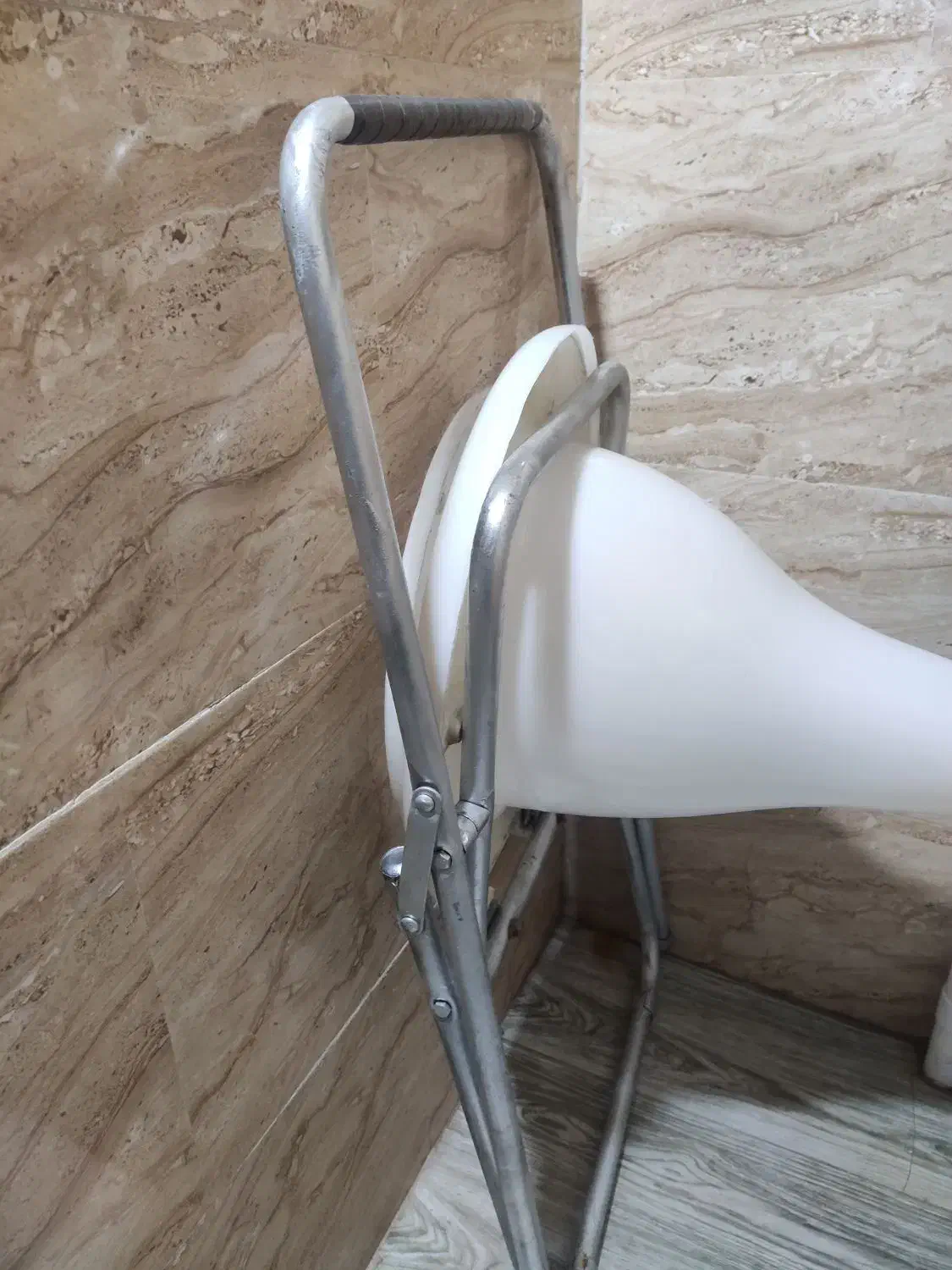 توالت فرنگی دو عدد|لوازم سرویس بهداشتی|تبریز, |دیوار