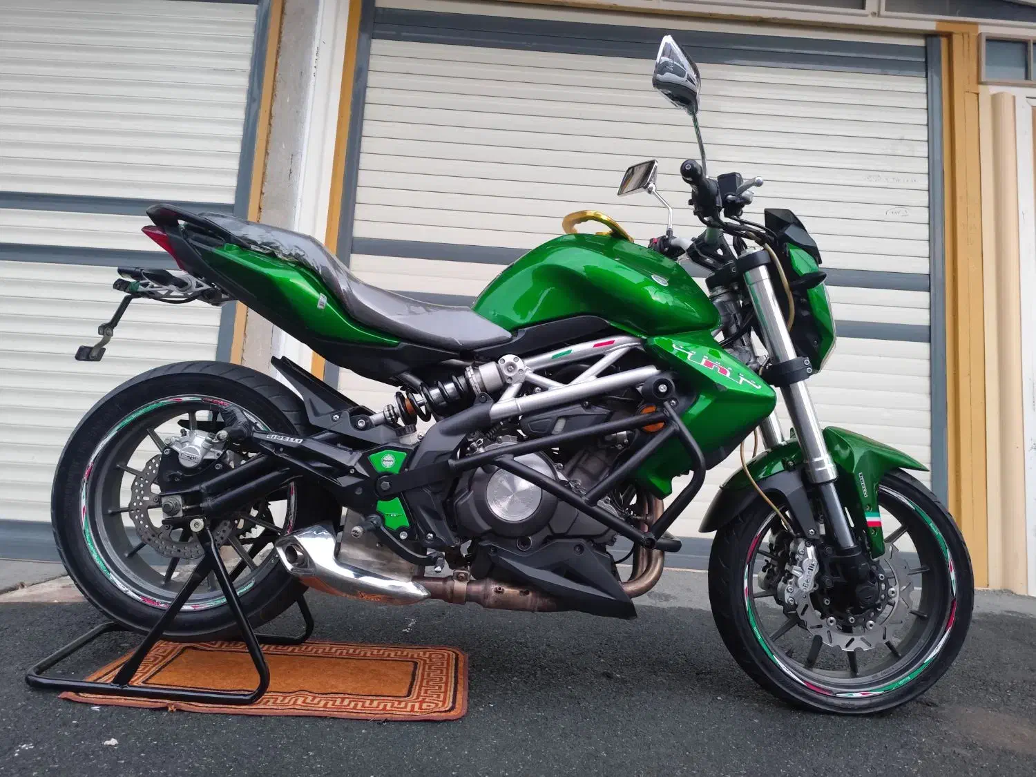 بنلی 300|موتورسیکلت|تهران, فرودگاه مهرآباد|دیوار