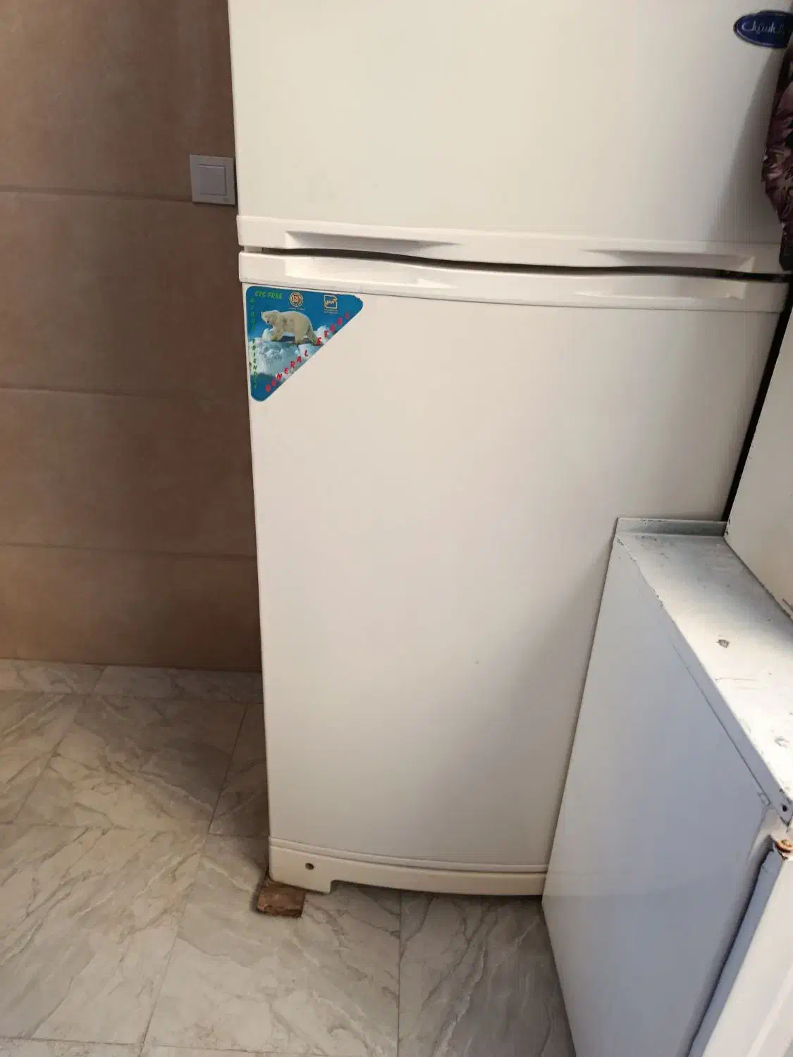 یخچال|یخچال و فریزر|قم, قلعه کامکار|دیوار