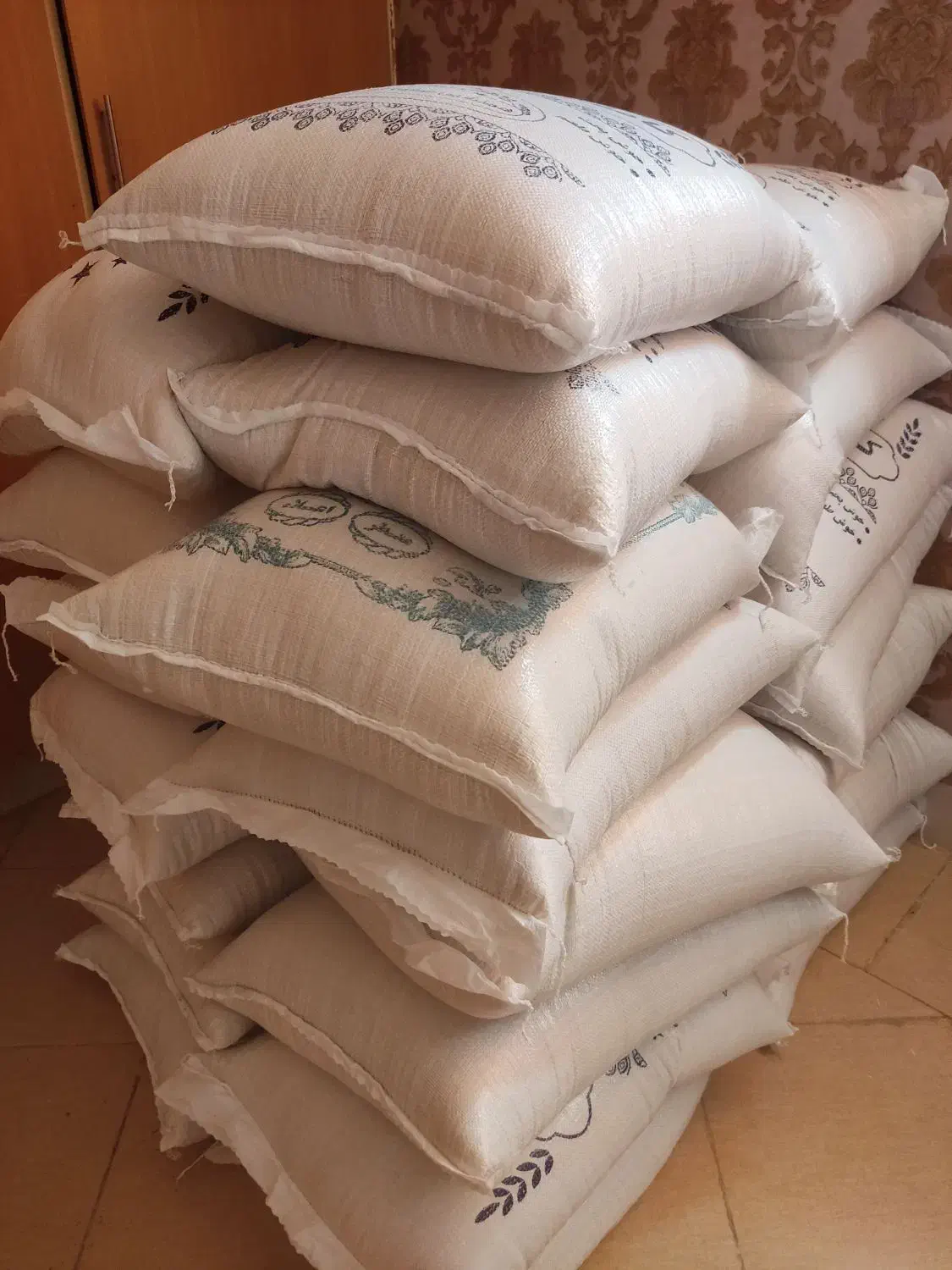 برنج تازهٔ کامفیروزی درجه یک|خوردنی و آشامیدنی|صدرا-فارس, فاز ۱|دیوار