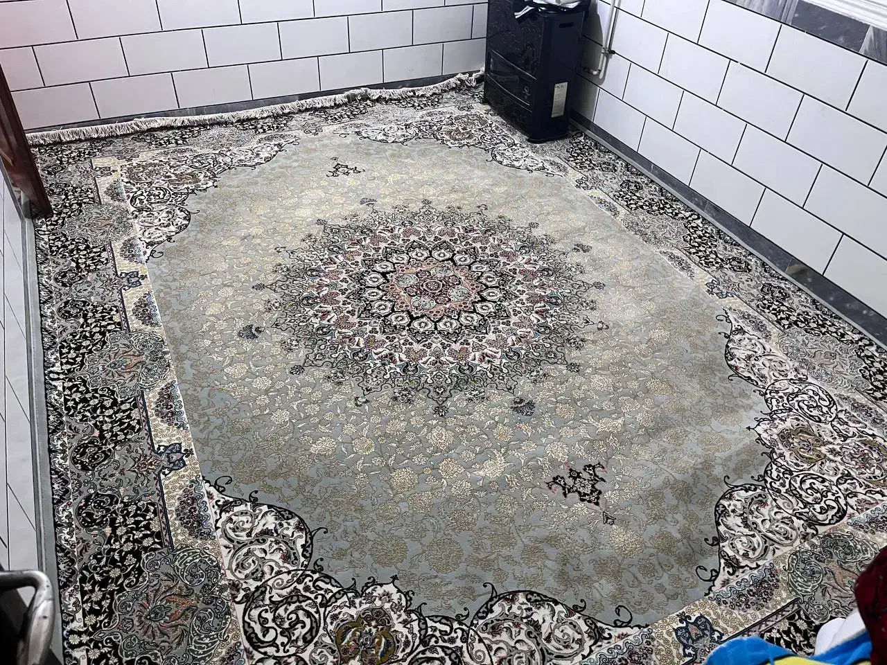 فرش در حد نو استفاده نشده فقط یکبار شسته شده|فرش|خان ببین, |دیوار