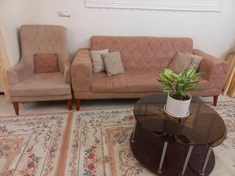 مبل ۷نفره|مبلمان خانگی و میز عسلی|شهریار, کهنز|دیوار