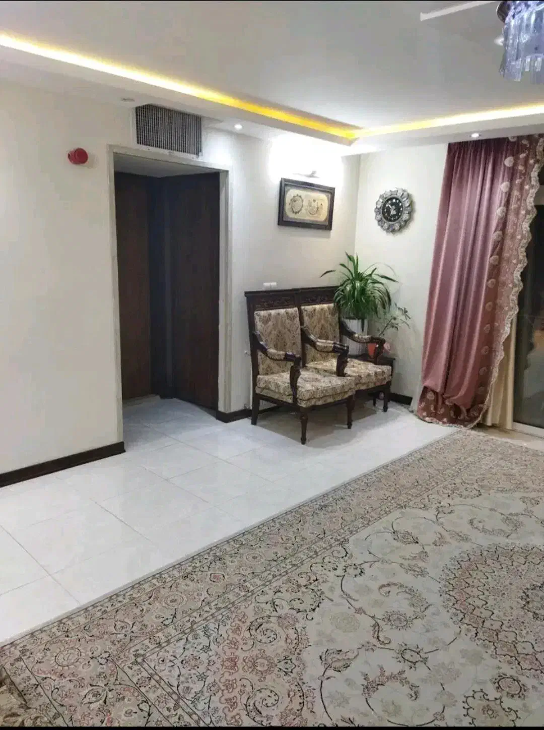 فروش آپارتمان شیک ۸۰ متری خ برازنده|فروش آپارتمان|اصفهان, الهیه|دیوار