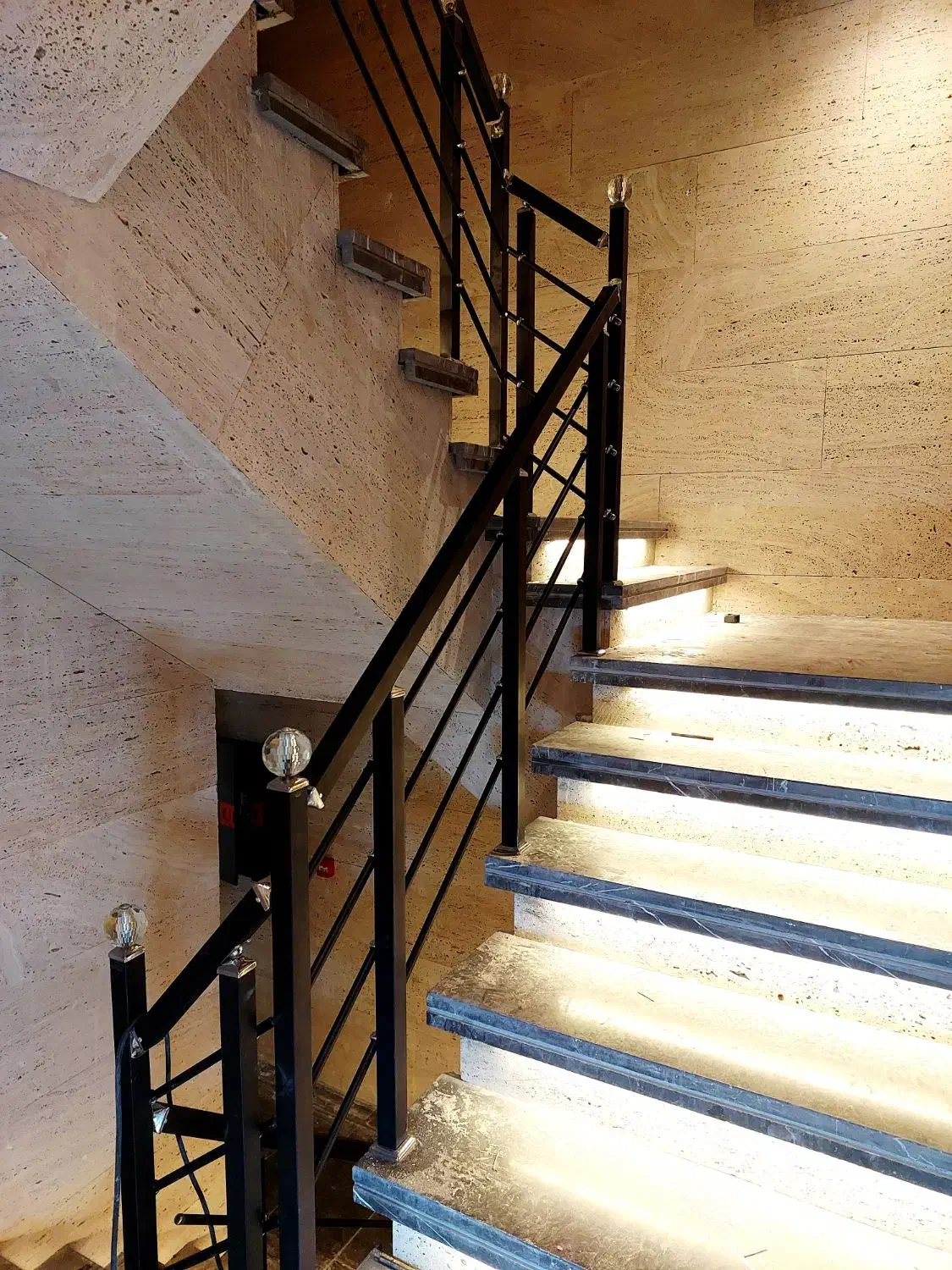 نرده استیل نرده راه پله نرده تراس تعمیرات|مصالح و تجهیزات ساختمان|شیراز, شهرک گلدشت حافظ|دیوار