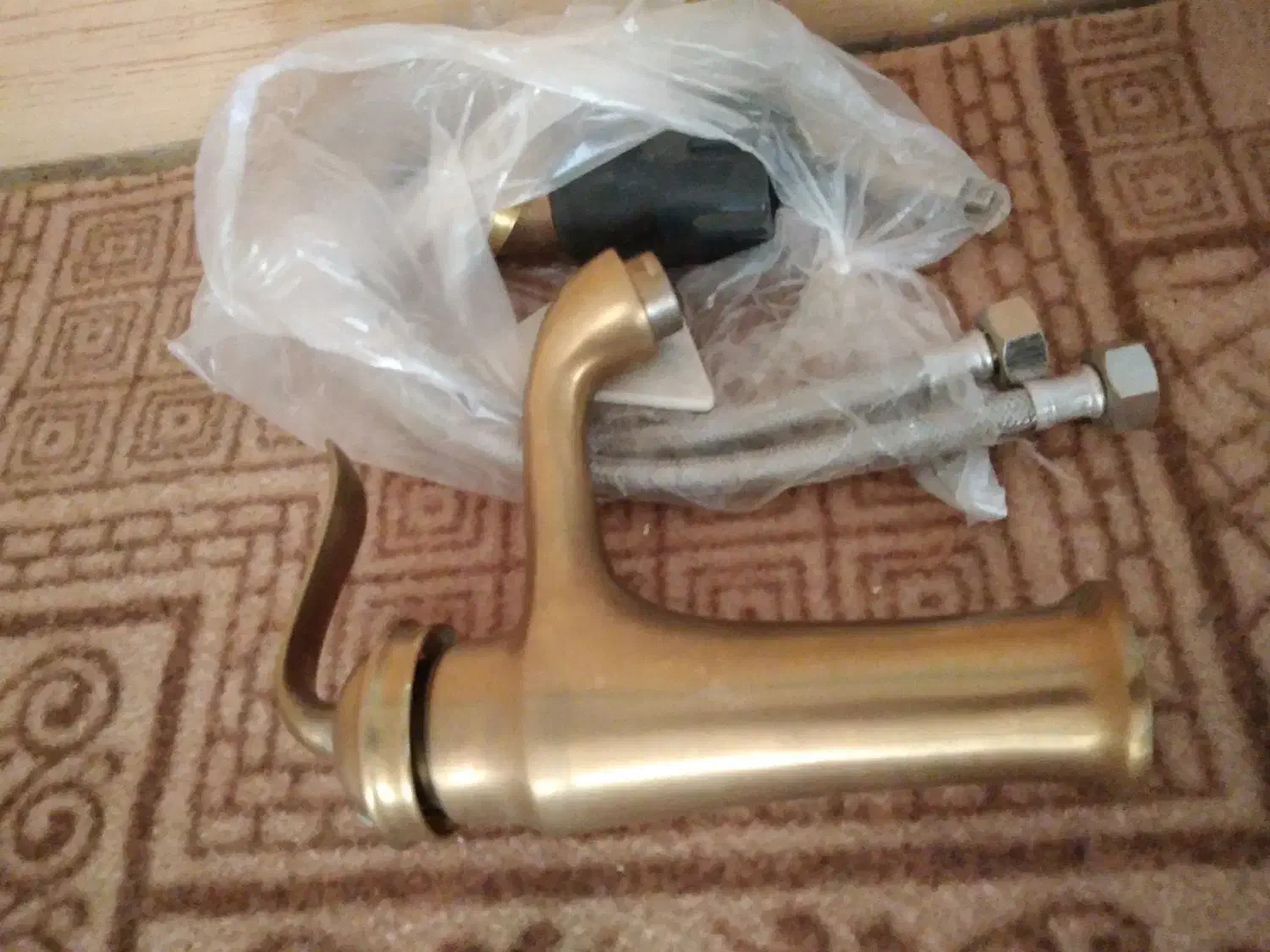 شیرروشویی رنگ مسی|لوازم حمام|شیراز, فرهنگ شهر|دیوار