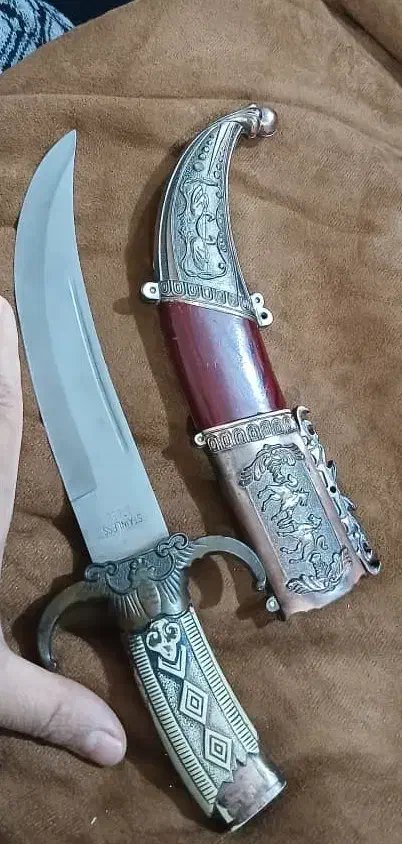 خنجر عمانی عتیقه|کلکسیون اشیاء عتیقه|سوسنگرد, |دیوار