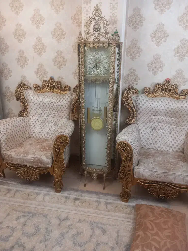 فوری به علت کمبود جاساعت ایستاده برنز|ساعت دیواری و تزئینی|صباشهر, |دیوار