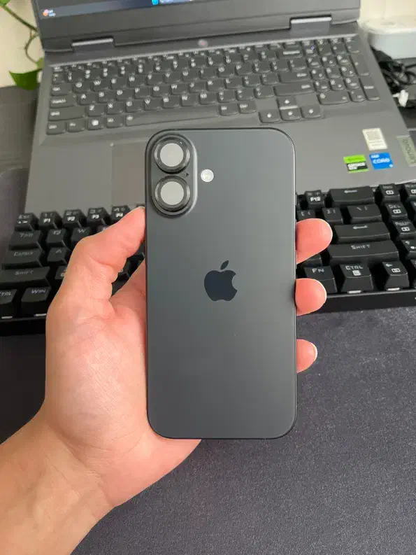 آیفون ۱۶ نرمال مشکی ۱۲۸ سایکل ۵|موبایل|تهران, حصارک|دیوار