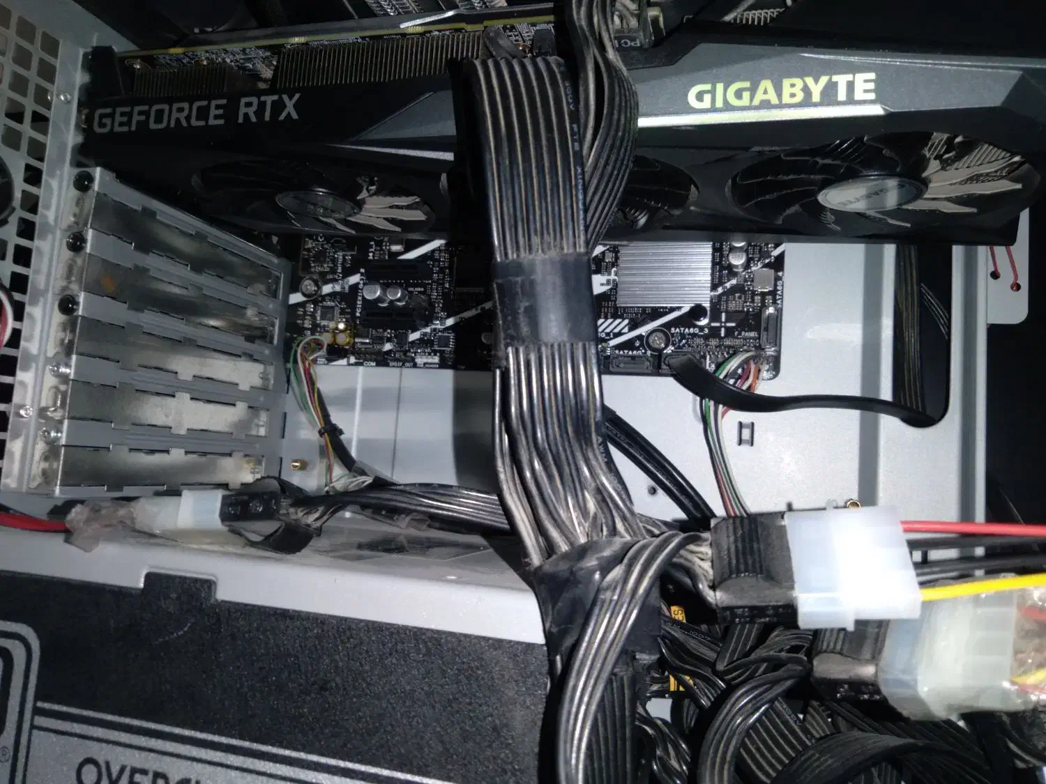 rtx 3060ti 8gig gigabyte|قطعات و لوازم جانبی رایانه|ورامین, شهرک مدرس|دیوار