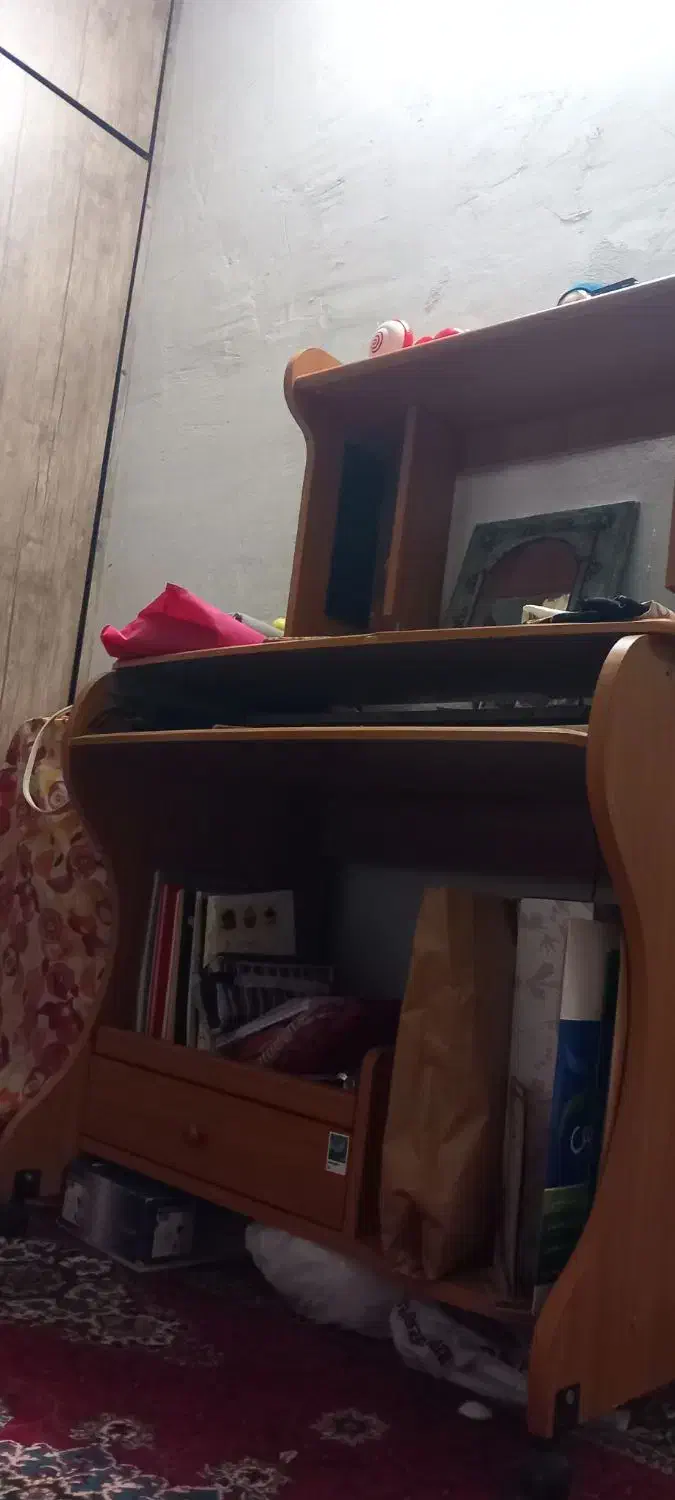 میز کامپیوتر با صندلی|میز تحریر و کامپیوتر|تولم شهر, |دیوار