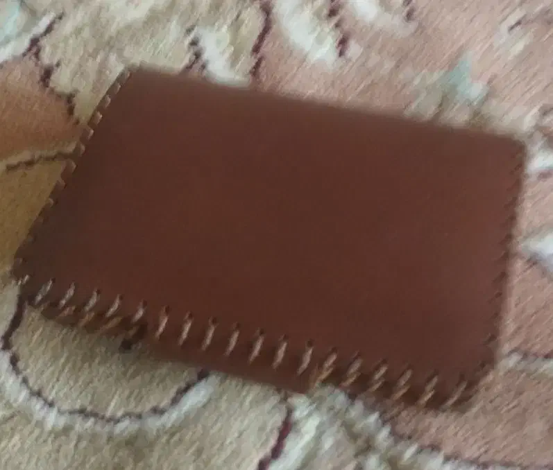 کیف مدارک گم شده است|اشیا|نهاوند, |دیوار