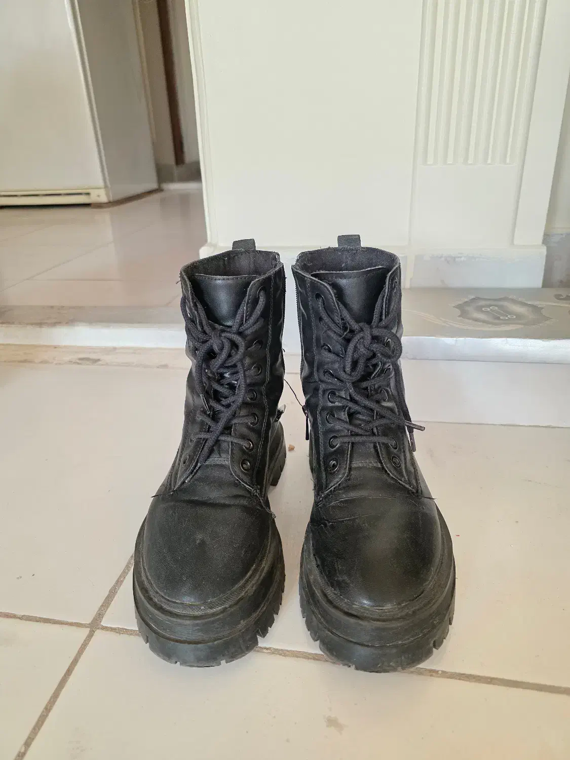 چکمه چرم طبیعی سایز ۳۸ زنانه ومردانه خارجی|کیف، کفش، کمربند|اصفهان, جلفا|دیوار