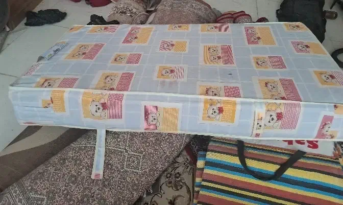 تخت و تشک کودک|تخت و صندلی بچه|پاوه, |دیوار