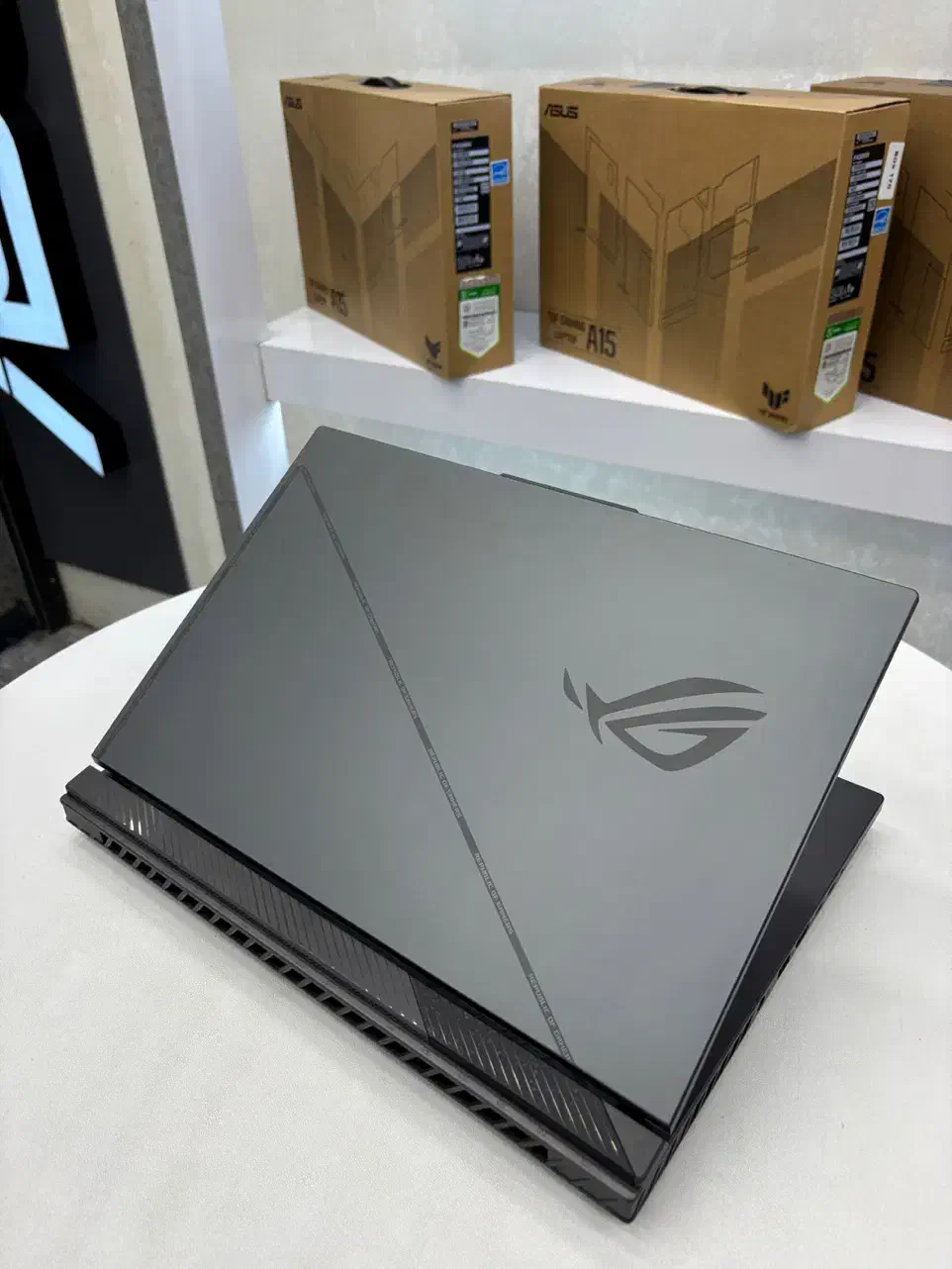 ایسوس راگ غول گیمینگ/i7نسل۱۳HX/گرافیک۴۰۶۰ ۸گیگ|رایانه همراه|تهران, میدان ولیعصر|دیوار