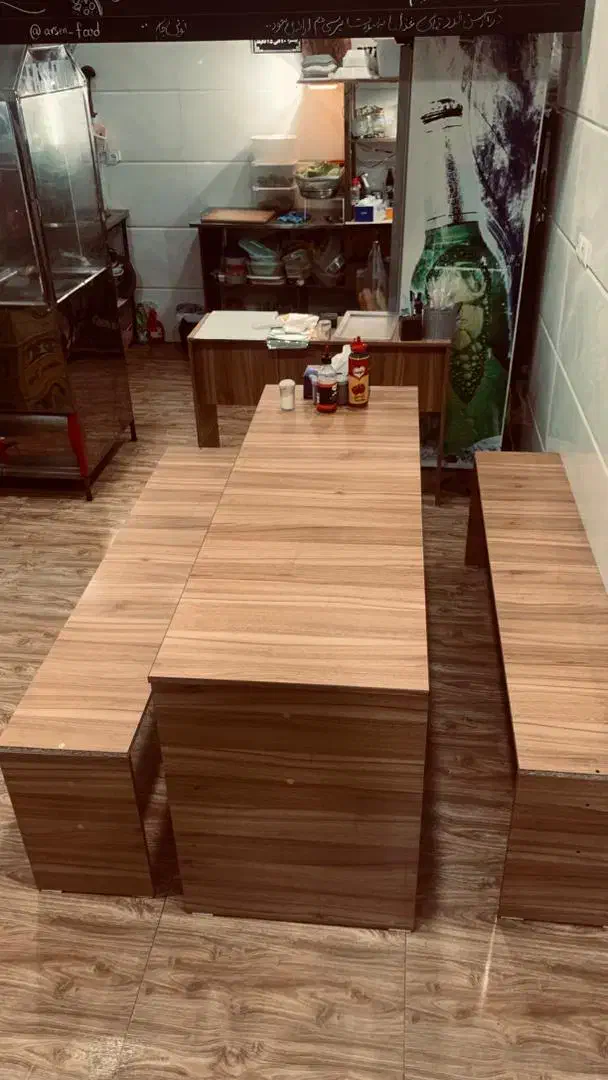 میز وصندلی گردویی|کافی‌شاپ و رستوران|پیربازار, |دیوار