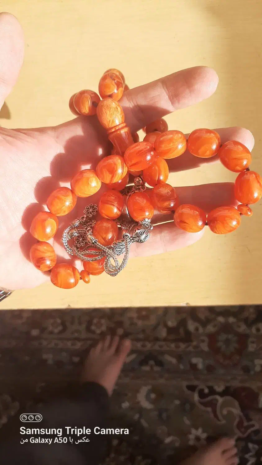 تسبیح سندلوس کهنه و اصل|کلکسیون اشیاء عتیقه|ارومیه, |دیوار