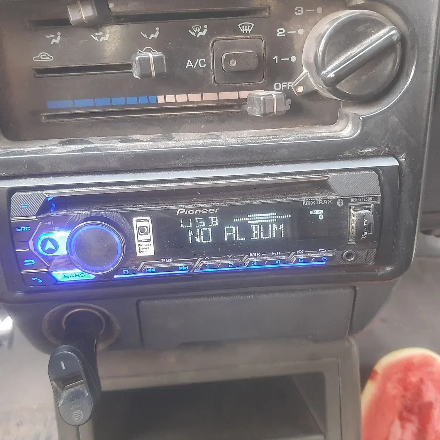 پخش ۴۲۵۰  BT پیونیر در حد نو بفروش می‌رسد|قطعات یدکی و لوازم جانبی|ارزوئیه, |دیوار