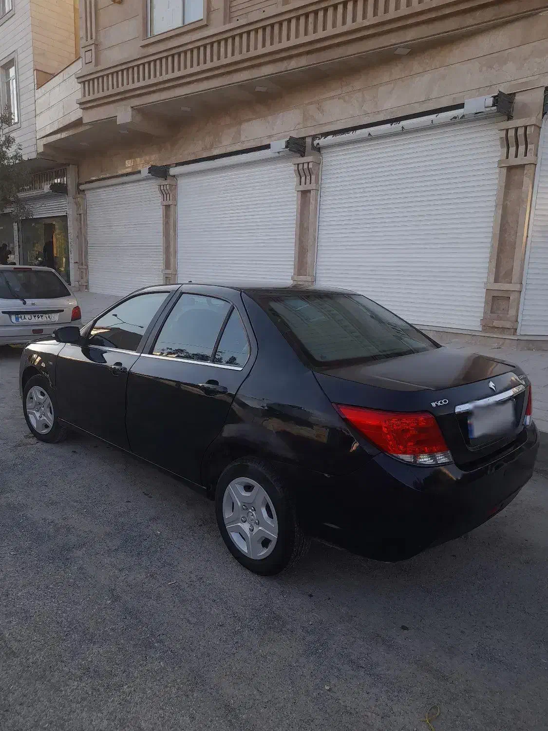 دنا معمولی رنگ مشکی|خودرو سواری و وانت|کرمانشاه, |دیوار