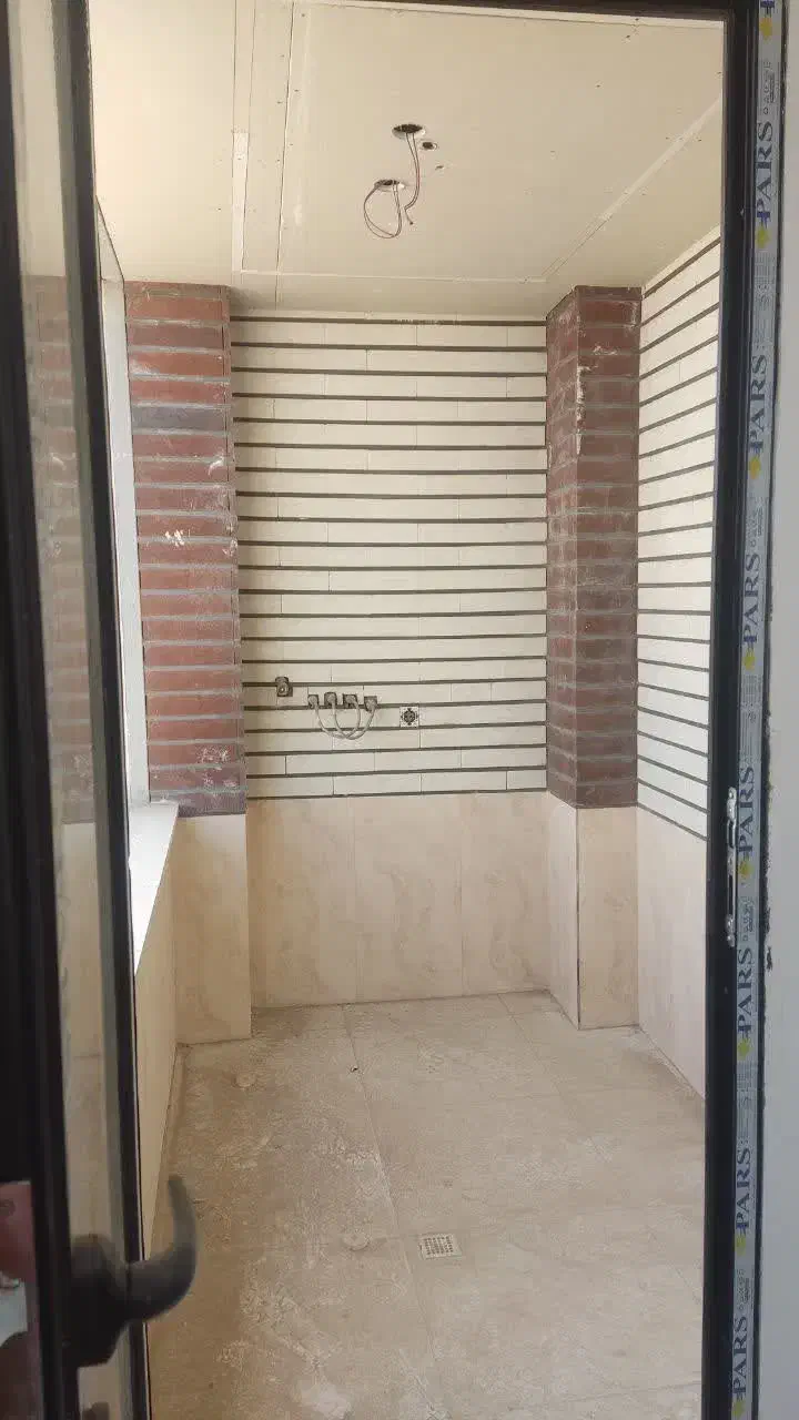 آپارتمان شیک واستثنایی تک واحدی دوخوابه|فروش آپارتمان|اصفهان, آزادان|دیوار