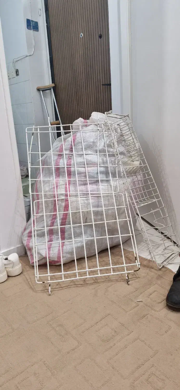 ابچکان و رخت آویز|بندرخت و رخت‌آویز|کرج, حصار سرجوب|دیوار