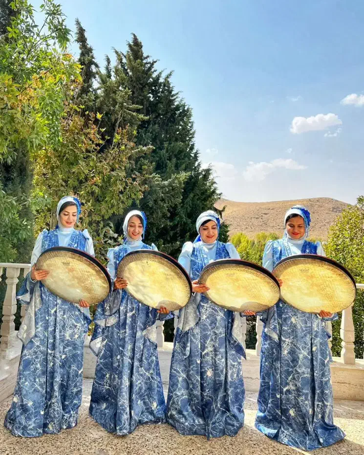 دف نوازی بانوان. گروه واسونک. ساقدوش عروس|خدمات پذیرایی، مراسم|شیراز, ارم|دیوار