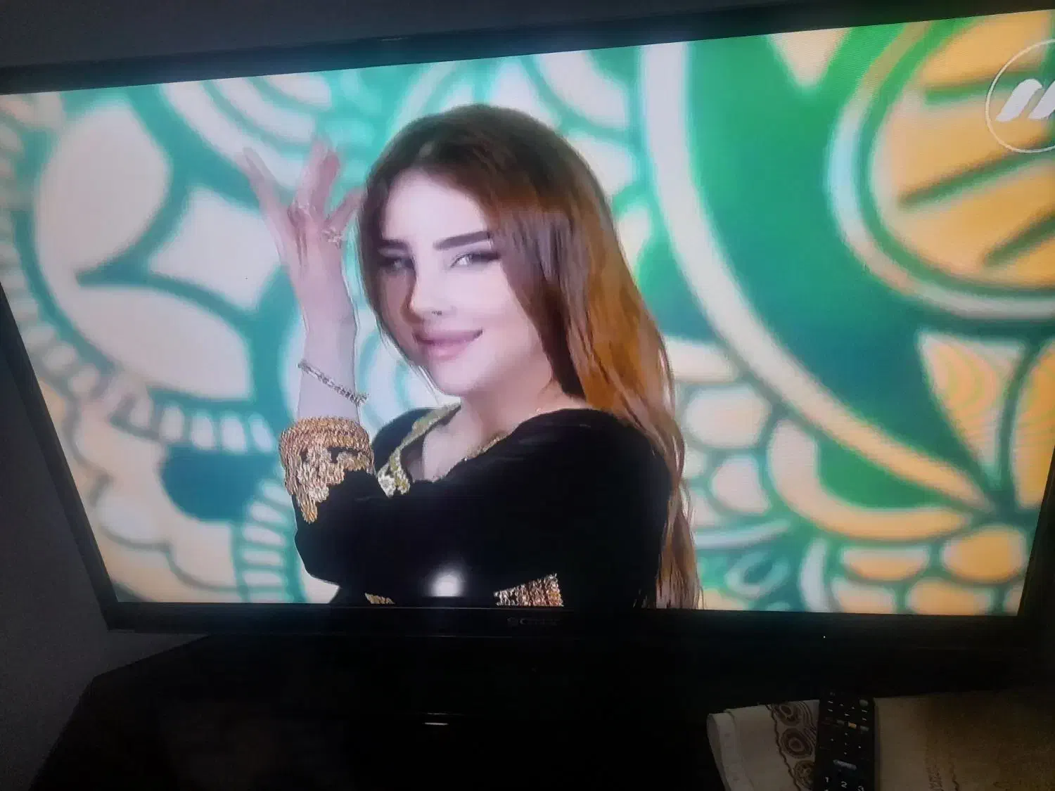 تلویزیون سونی با کارتن (فروش فوری)|تلویزیون و پروژکتور|قدس, هفت جوی|دیوار