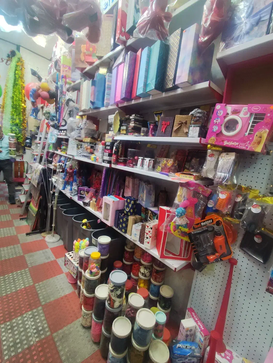 مغازه 24متر بر 5 جنت آباد جنوبی آیت الله کاشانی|اجارهٔ مغازه و غرفه|تهران, جنت‌آباد جنوبی|دیوار