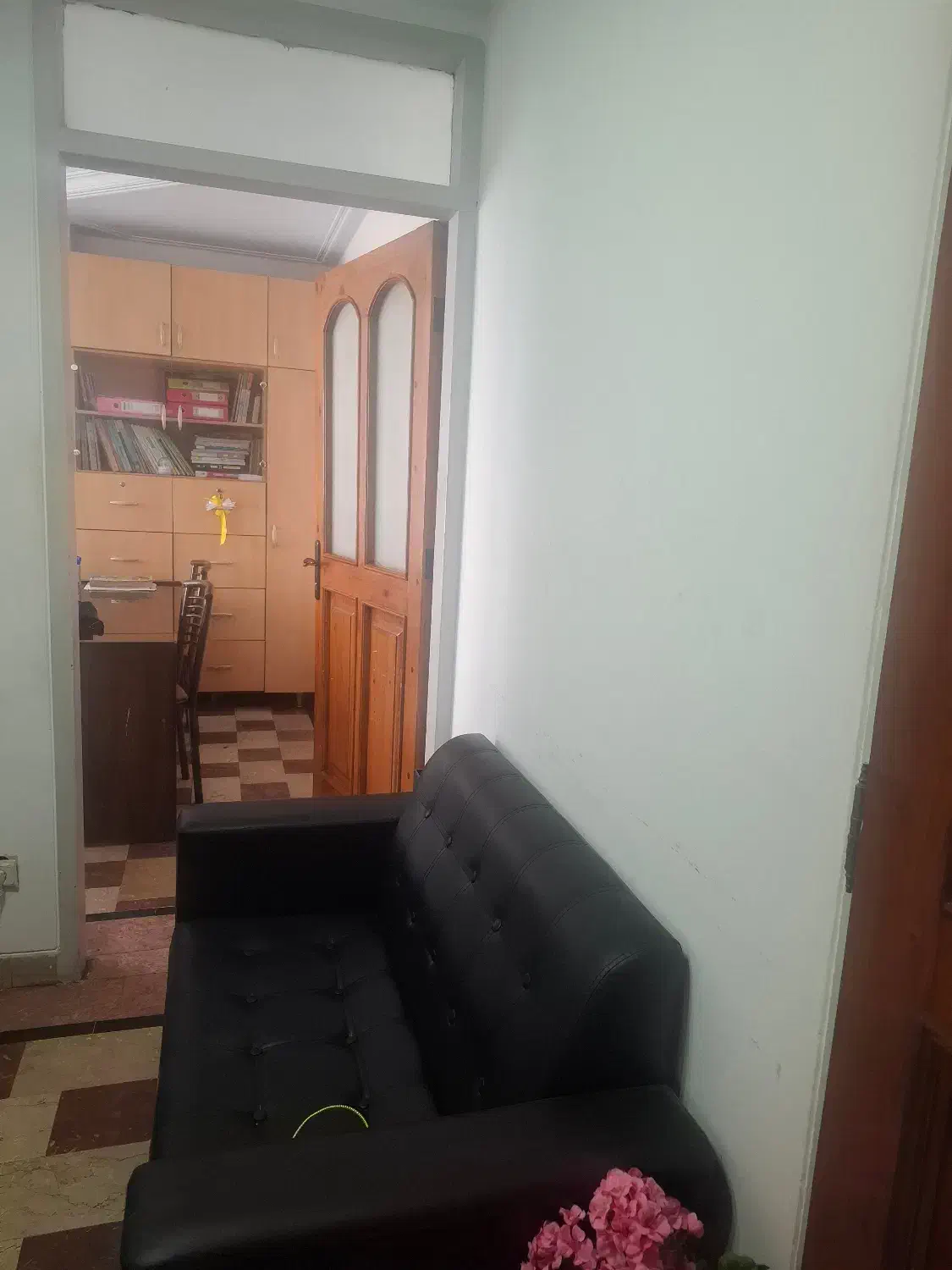 اجاره کلاس درس|اجارهٔ کوتاه‌مدت دفتر کار و فضای آموزشی|تهران, میدان ولیعصر|دیوار