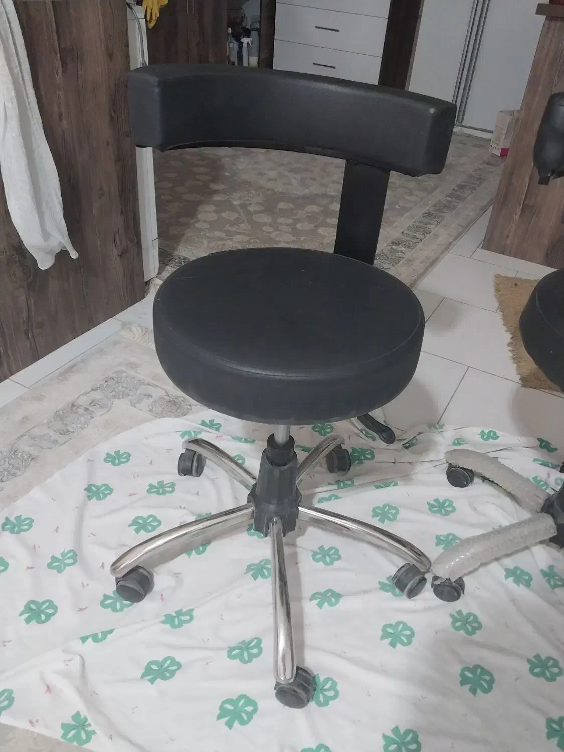 صندلی استاد کار|صندلی و نیمکت|کرج, ساماندهی|دیوار