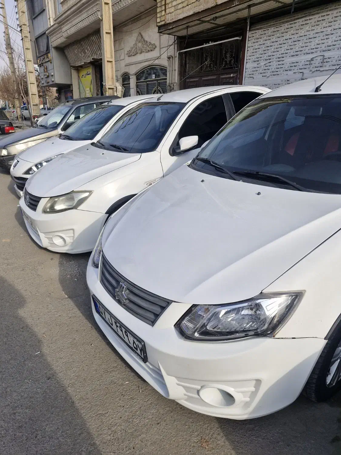 ساینا ۹۶ بیرنگ سکه کارمندی|خودرو سواری و وانت|قم, دروازه چوبی|دیوار