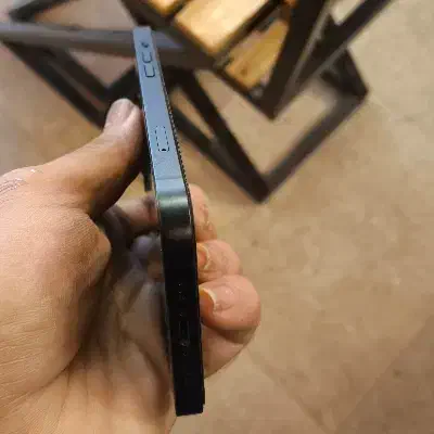 آیفون ۱۳ نرمال باطری ۹۲ مشکی|موبایل|اصفهان, دستگرده|دیوار