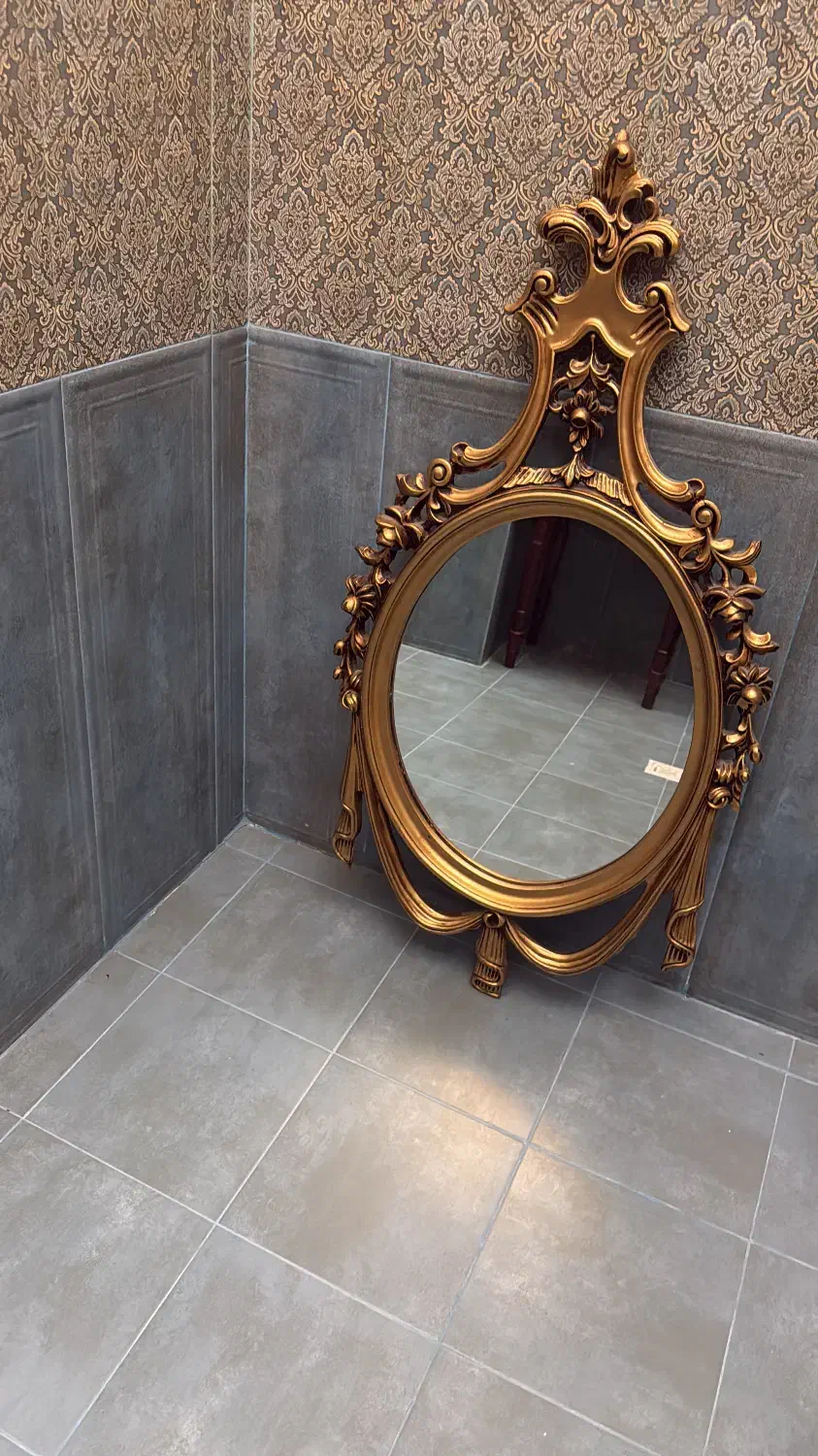 آینه|آینه|ساری, |دیوار