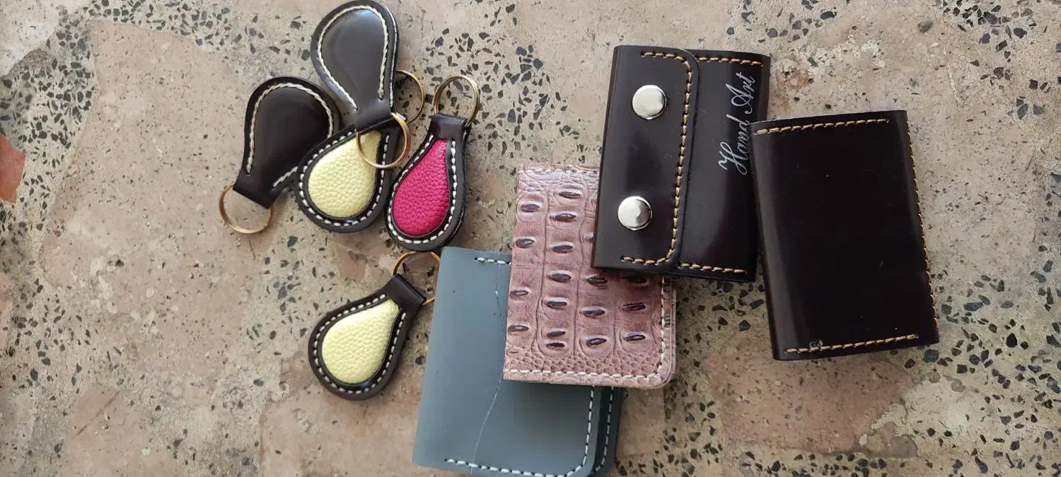 کیف مدارک و دسته کلید|کیف، کفش، کمربند|رشت, پیرکلاچای|دیوار