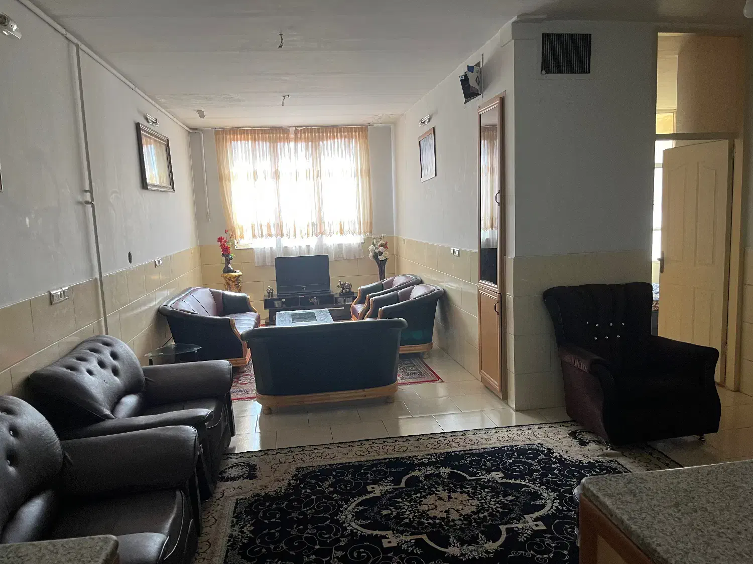 خانه مستقل ۹۲ متری دوخوابه شیک و تمیز الهیه|اجارهٔ کوتاه‌مدت آپارتمان و سوئیت|اراک, |دیوار