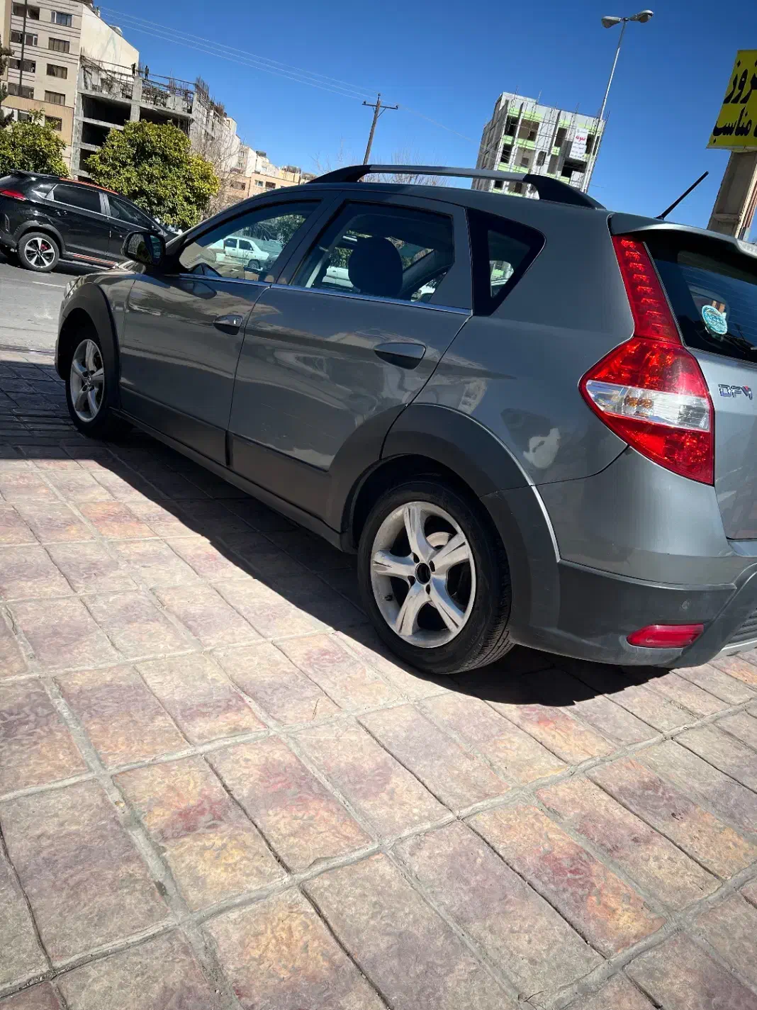 h30کراس|خودرو سواری و وانت|شیراز, ریشمک|دیوار