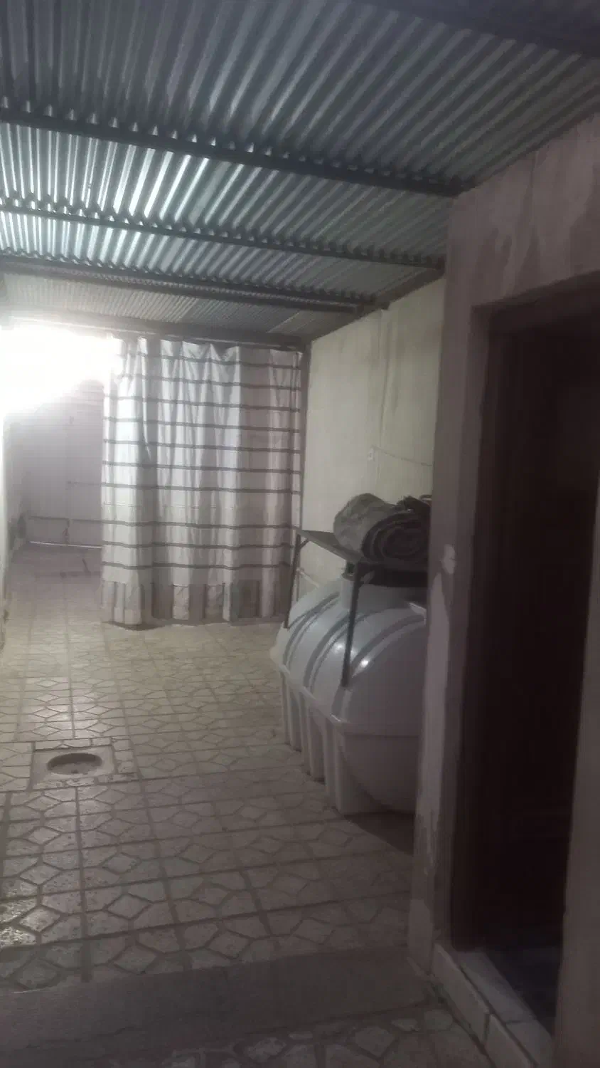 خانه مسکونی با قیمت مناسب خیابان کهندژ محله لادان|فروش خانه و ویلا|اصفهان, جنیران (لادان)|دیوار