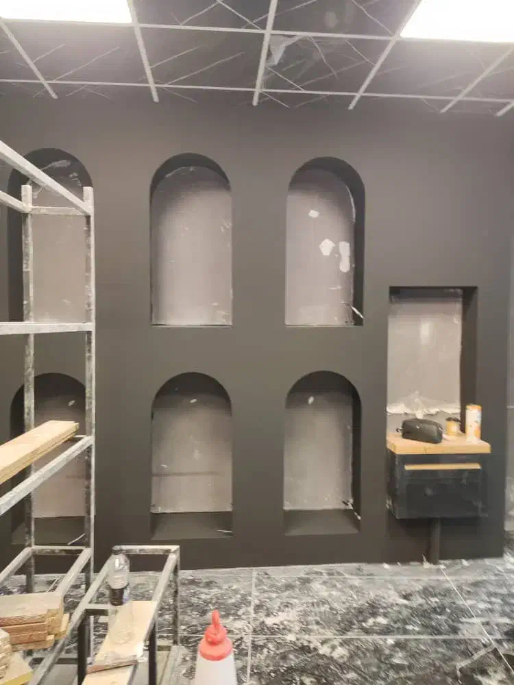 نقاشی ساختمان همراه بامهر وگارانتی درخدمت شماهستیم|خدمات پیشه و مهارت|رشت, چمارسرا|دیوار