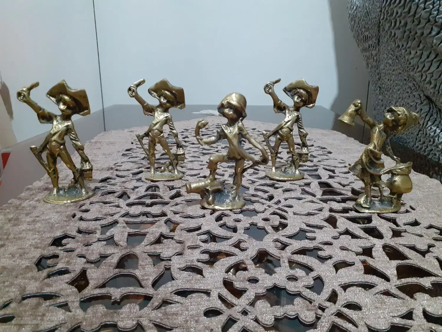 دکور آدمک|کلکسیون و سرگرمی|کرج, حصارک پایین|دیوار