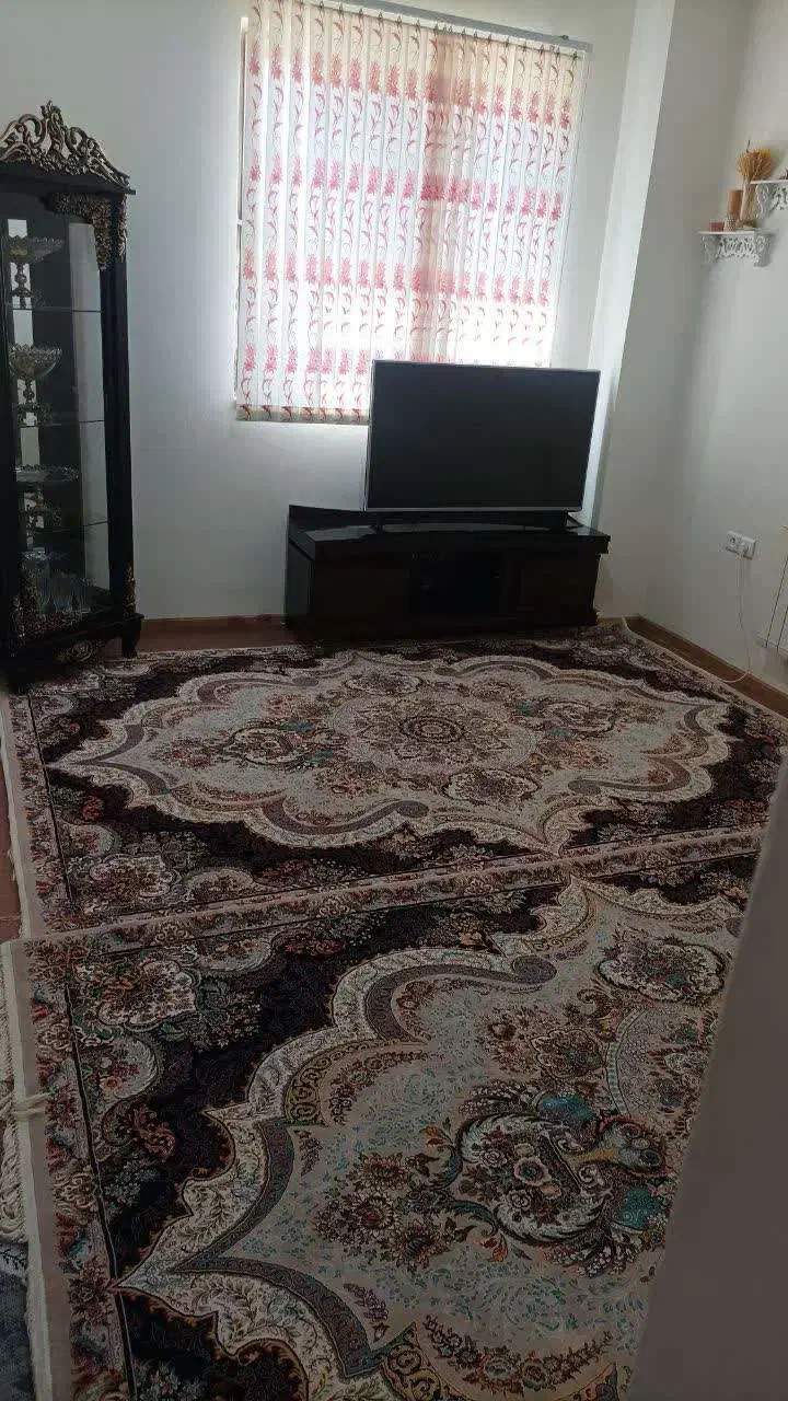 یک واحد آپارتمانی واقع در مجتمع صادقیه|اجارهٔ آپارتمان|قروه, |دیوار