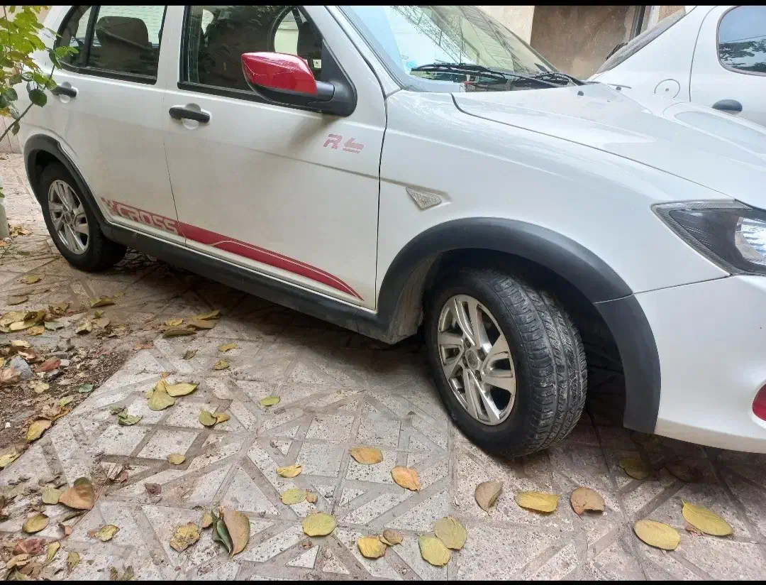 کوئیک۹۹بدون رنگ|خودرو سواری و وانت|کرج, حسین‌آباد|دیوار