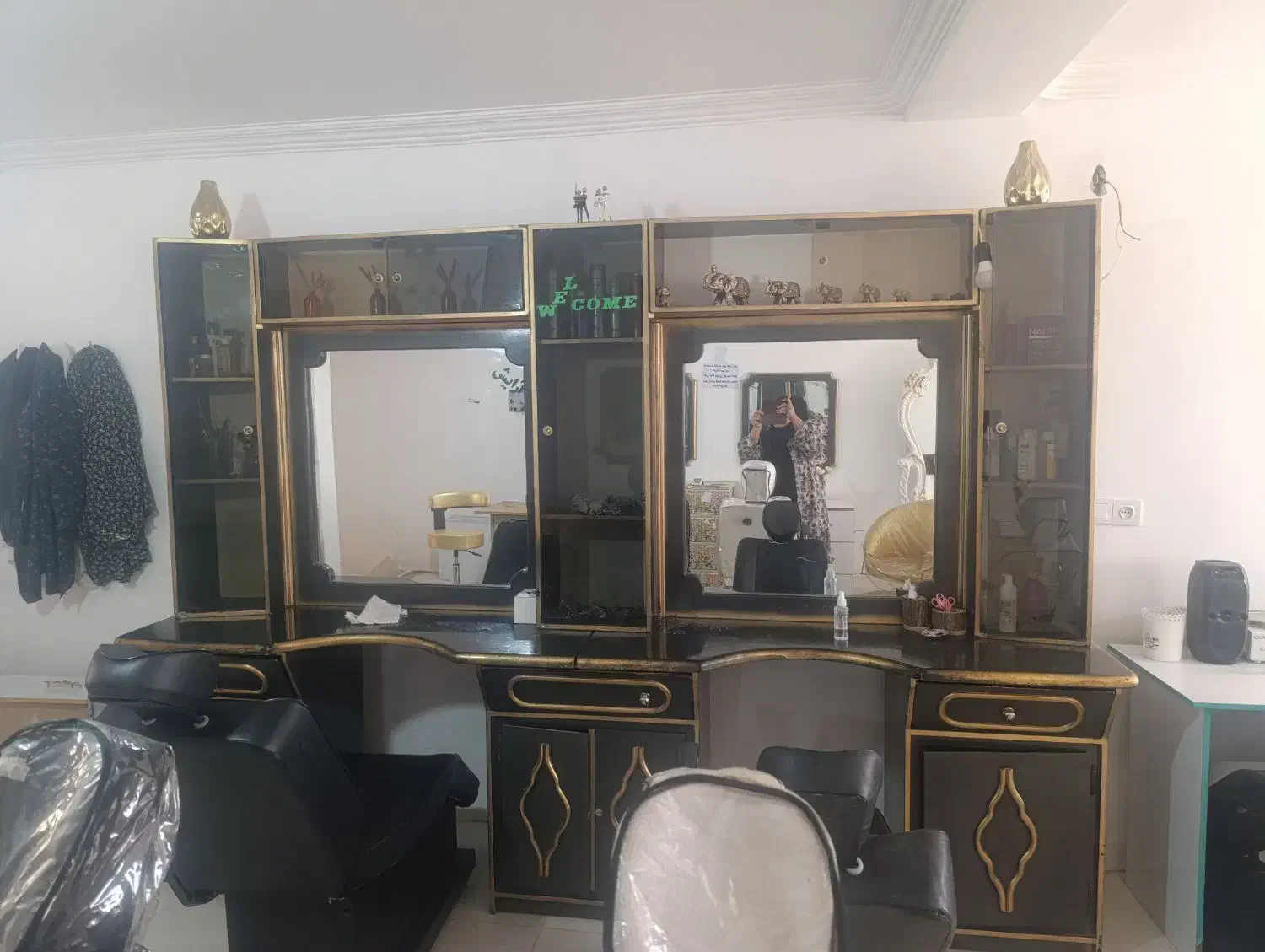 دکور آرایشگاه قیمت مناسب تخفیف ویژه|آرایشگاه و سالنهای زیبایی|کرمان, |دیوار