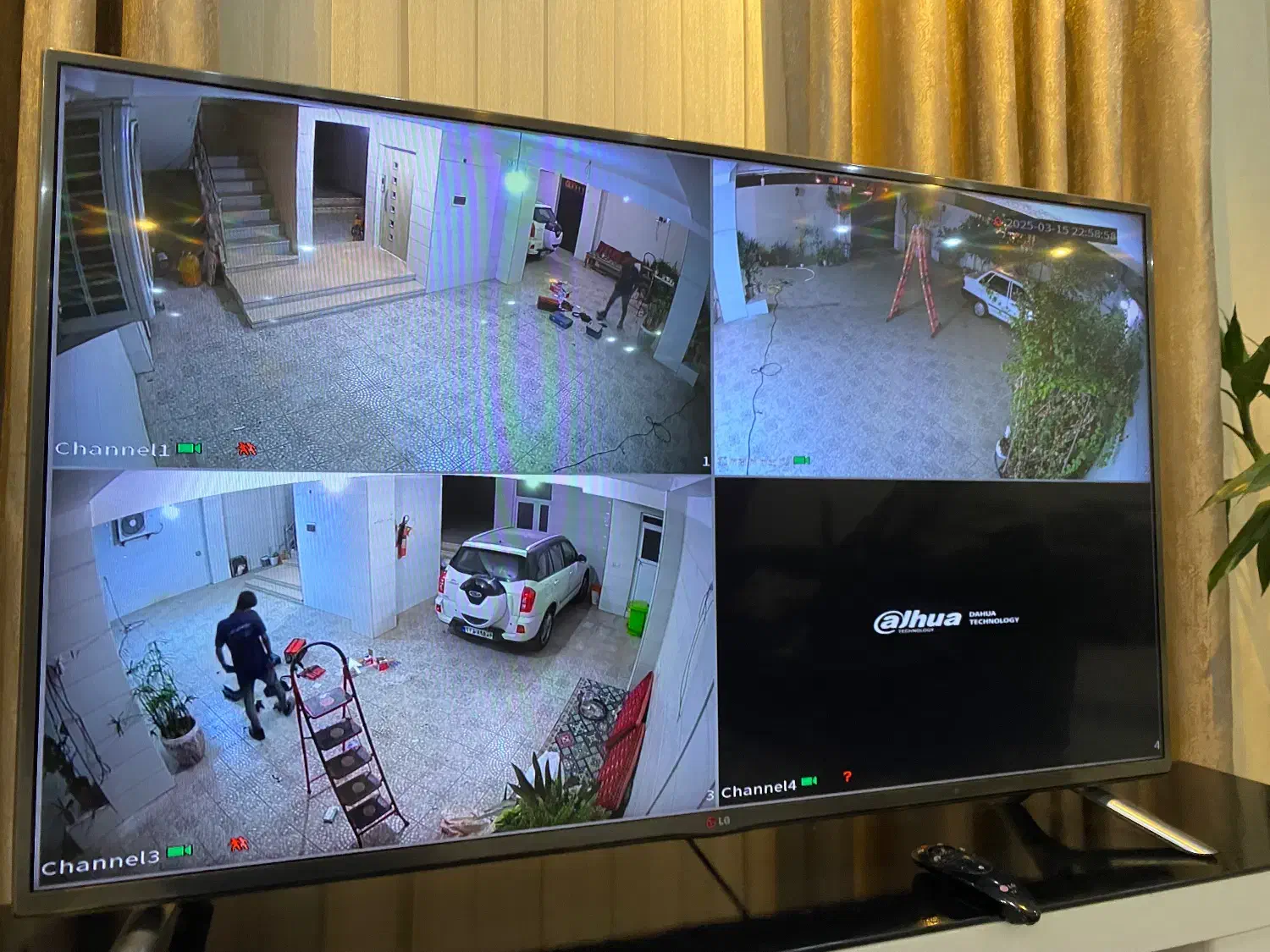 نصب و فروش دوربین های مداربسته.دزگیر.آیفون.اینترنت|دوربین مداربسته|بندرعباس, |دیوار