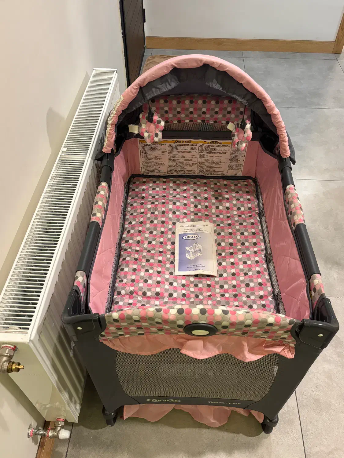 تخت پارک کودک|تخت و صندلی بچه|ماکو, |دیوار